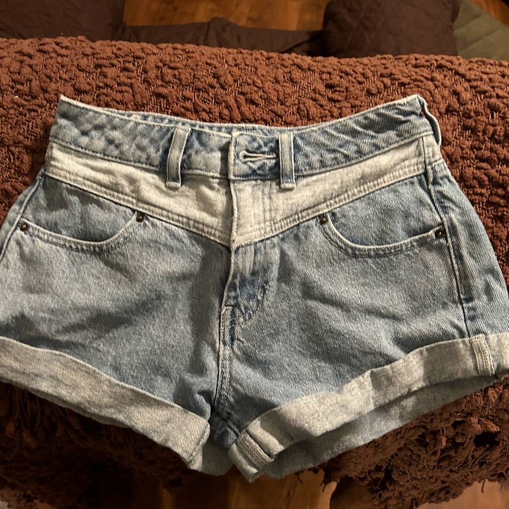 Pacsun mom shorts size 24